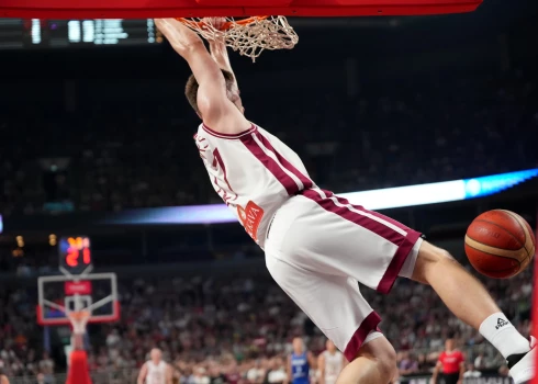 Pārbaudes spēle basketbolā starp Latvijas un Somijas valstsvienībām "Arēnā Rīga".