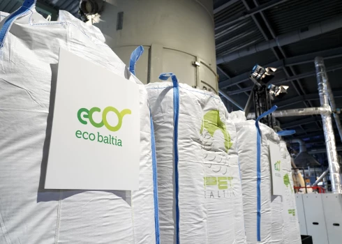 "Eco Baltia" un privātā kapitāla fonds vēlas pirkt Polijas lielāko PVC logu pārstrādātāju