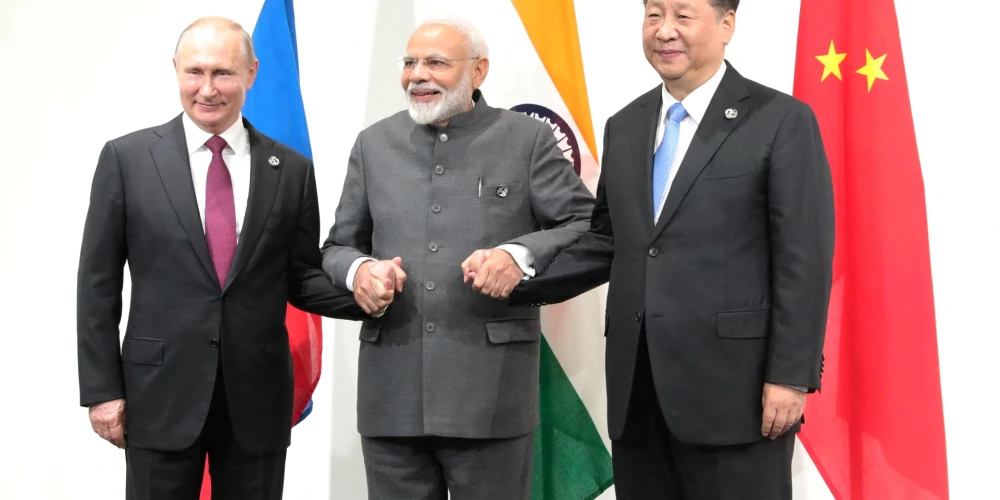 Ķīna “piesavinās” vairāku kaimiņvalstu teritorijas — Indija vārās, Krievija klusē