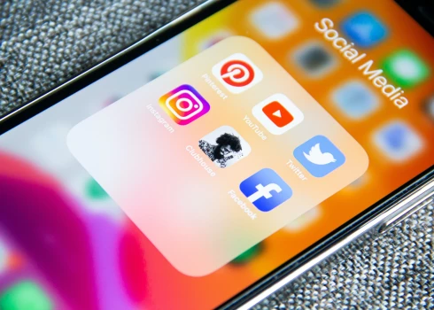 В Instagram и Facebook могут ввести платную подписку