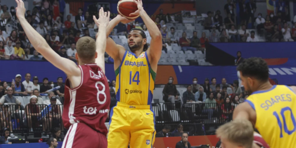 Latvijas basketbolisti uzvar Brazīliju un iekļūst Pasaules kausa ceturtdaļfinālā