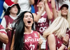 "Mums ir sapņu komanda!" - basketbolista Šķēles sieva ekskluzīvi no Džakartas