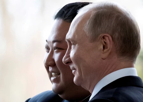 Kims Čenuns plāno doties ciemos pie Putina uz Krieviju