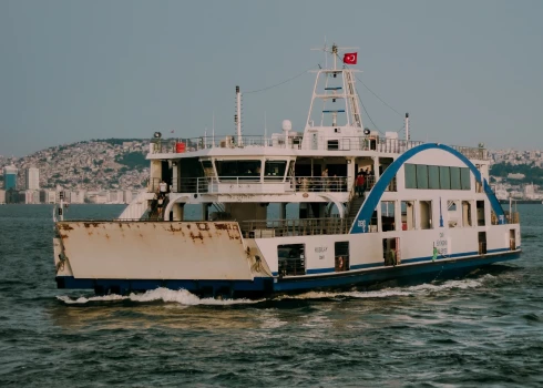 Трагедия, взволновавшая Грецию: экипаж парома столкнул опоздавшего пассажира в море, и тот утонул