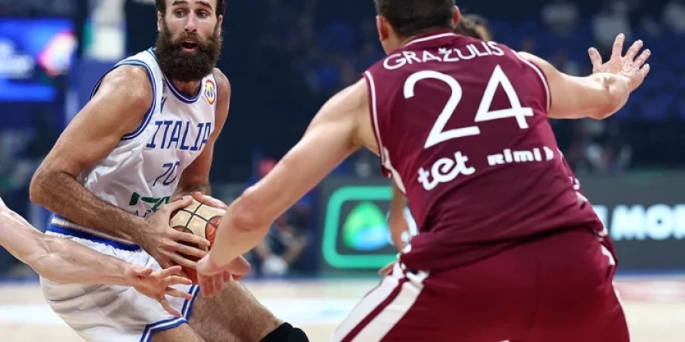 Сборная Латвии по баскетболу обыграла Италию и сразится за пятое место на Кубке мира