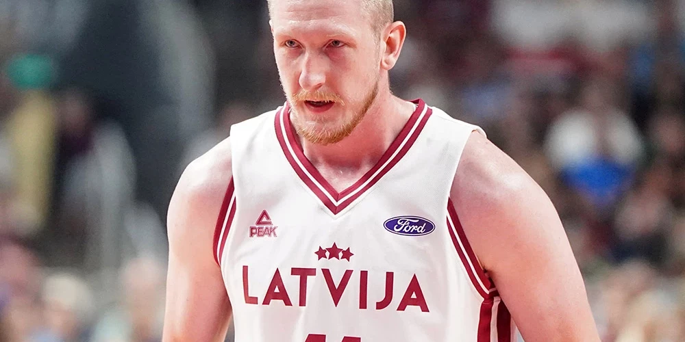 "Arī spēlēt par piekto vietu ir svarīgi," norāda Latvijas basketbolists Rolands Šmits.