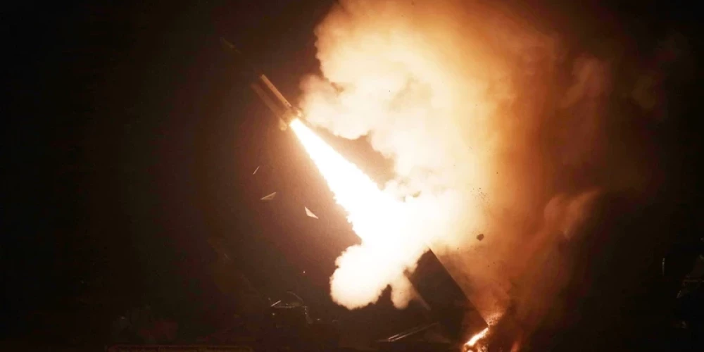 ASV jaunajā Ukrainas palīdzības paketē var iekļaut raķetes ATACMS