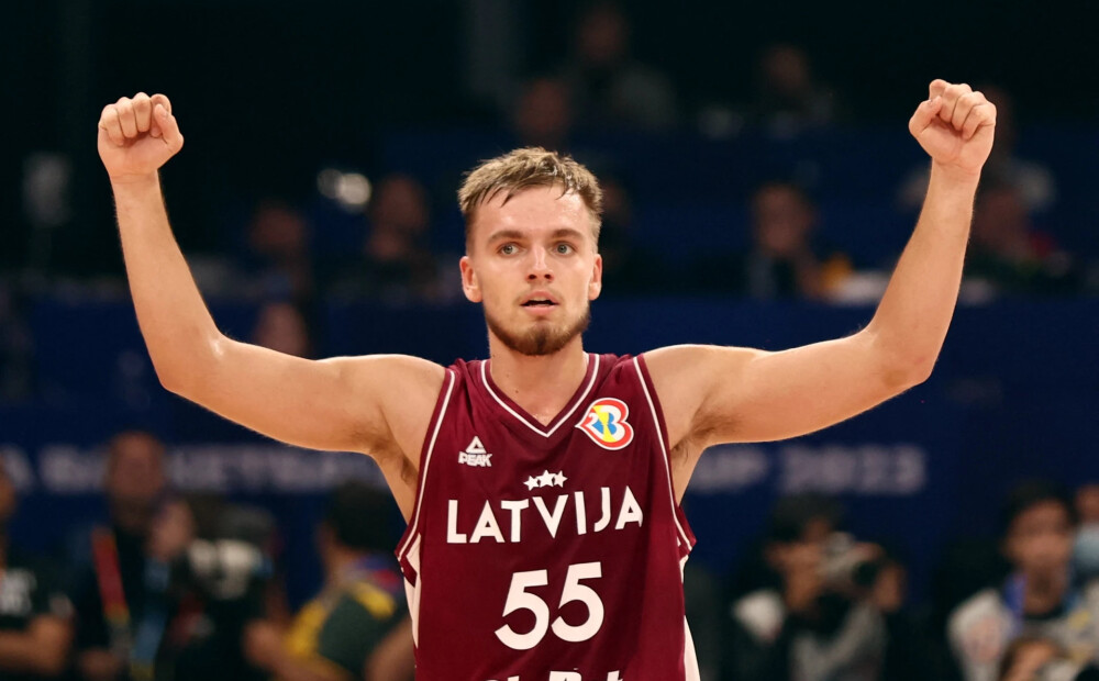 FOTO: Latvijas basketbolistiem piektā vieta Pasaules kausā; Žagars pārraksta basketbola vēsturi