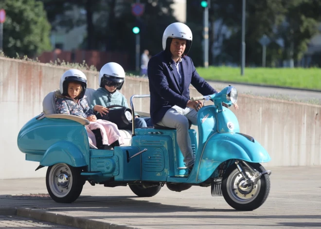 Šodien, 10. septembrī, Rīgas Motormuzejā norisinājās Tēva dienas klasisko auto salidojums.