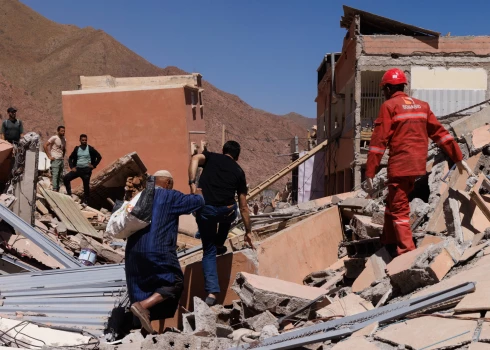 Zemestrīcē Marokā bojāgājušo skaits pietuvojies 3 tūkstošiem
