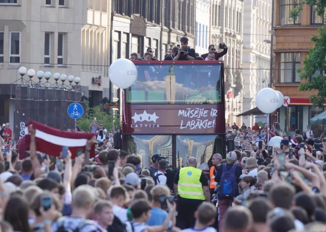 Papildus tautas lepnumam un mīlestībai Latvijas basketbola izlase saņem arī naudas balvu