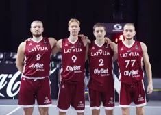 Latvijas U-23 3x3 basketbola izlase (no kreisās) Kristaps Čavars, Roberts Smildzējs, Mārcis Osis un Gints Zomerfelds.