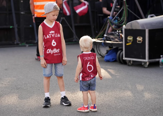 Jaunās paaudzes iedvesmošana ir Latvijas izlases basketbolistu galvenais uzdevums.