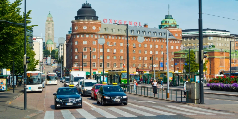 Arī Somija aizliedz valstī iebraukt auto ar Krievijas numurzīmēm