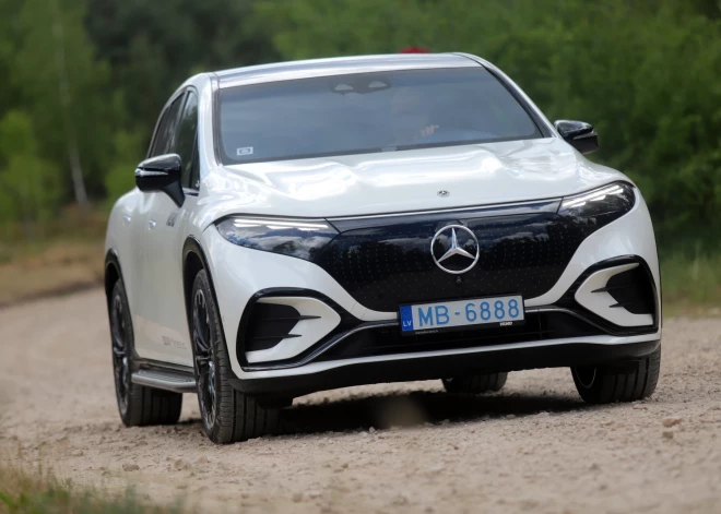 Testējam elektrisko luksusa laineri "Mercedes-Benz EQS 450 4Matic"