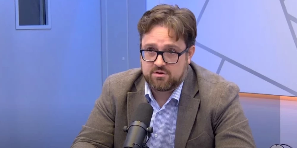 Денис Клюкин