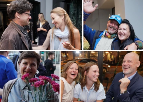 Cilvēki priecājas un smejas.