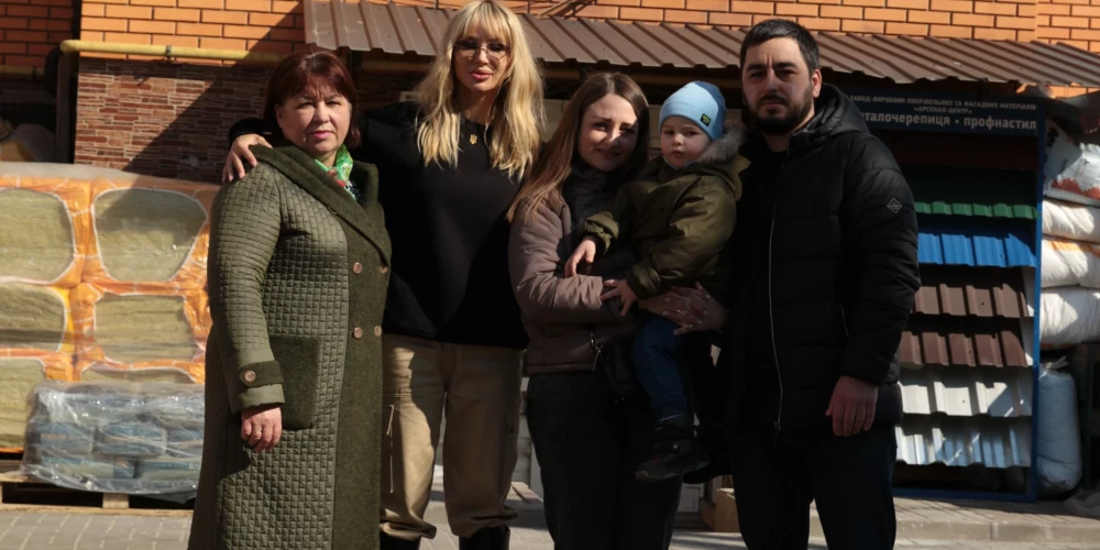 "Мы уже потеряли надежду": Лобода восстанавливает квартиру молодой семьи, разрушенную из-за войны в Украине