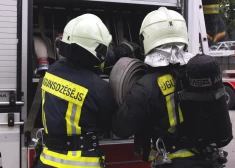 No ugunsgrēka Bauskas novadā izglābti četri cilvēki

