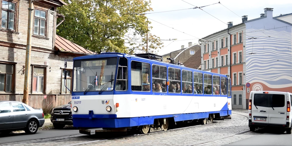 Piektdien Rīgas sabiedriskais transports būs bez maksas
