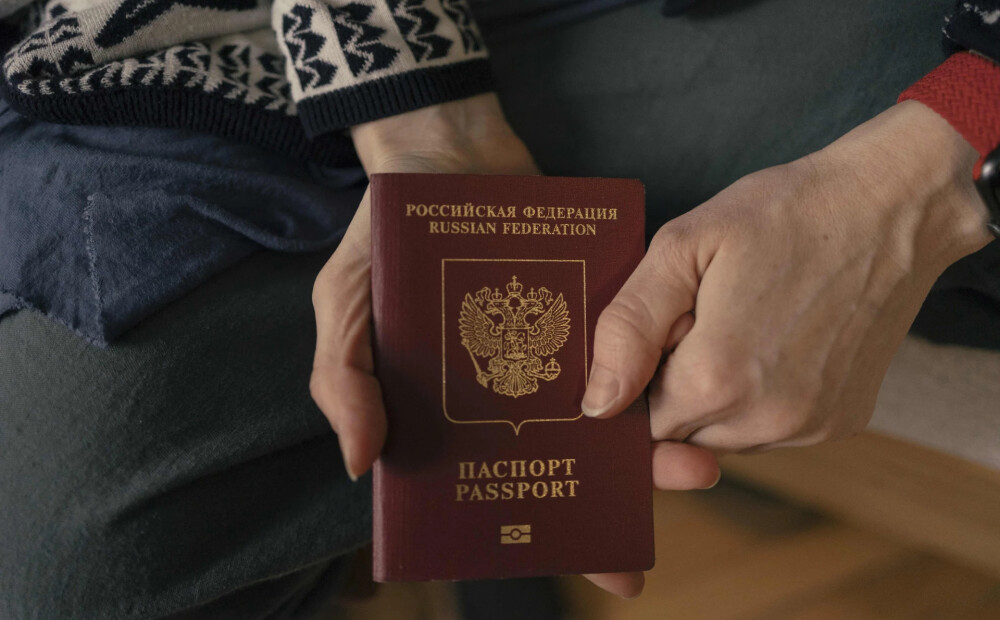 Līdz novembra beigām Latviju var nākties pamest 3541 Krievijas pilsonim
