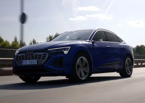 Auto ziņas: testē "Audi Q8 e-tron", kas nemaz neizskatās pēc elektromobiļa