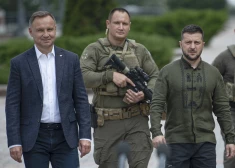 Ukrainas prezidents Volodimirs Zelenskis un Polijas prezidents Andžejs Duda.