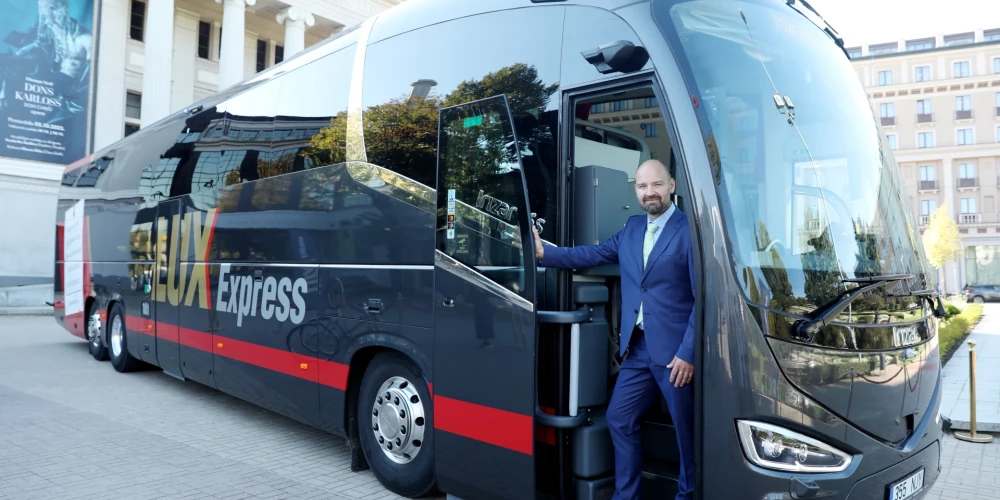 Lux Express купил новые автобусы Scania Irizar i6S Efficient