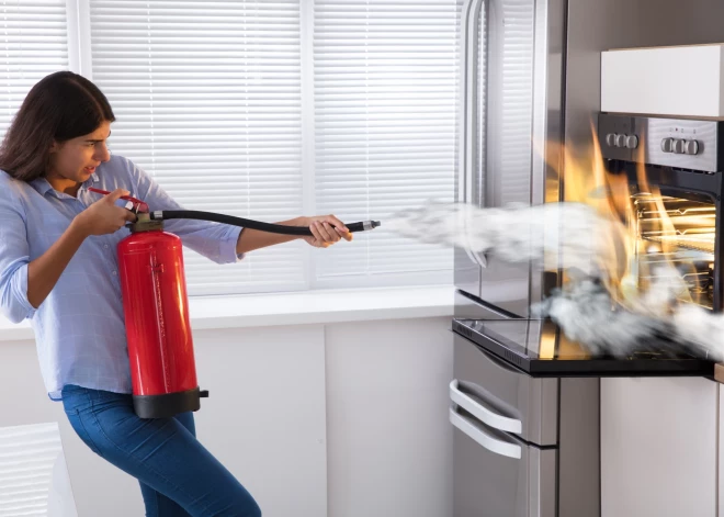 Латвийцы устраивают "кулинарные" пожары - 8 случаев за один день!