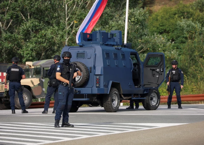 Uzbrukumā Kosovas ziemeļos nogalināts policists