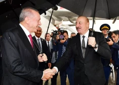Erdogans ieradies Azerbaidžānas eksklāvā uz tikšanos ar Alijevu
