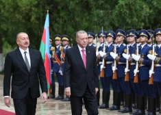Azerbaidžāna sola garantēt Karabahas armēņu tiesības; tikmēr to pamet tūkstošiem armēņu