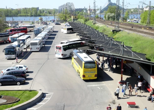 "Liepājas autobusu parks" turpina atcelt reisus