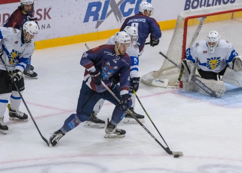 "Zemgale"/LBTU un "Kurbads" hokejisti OHL spēlēs tiek pie uzvarām