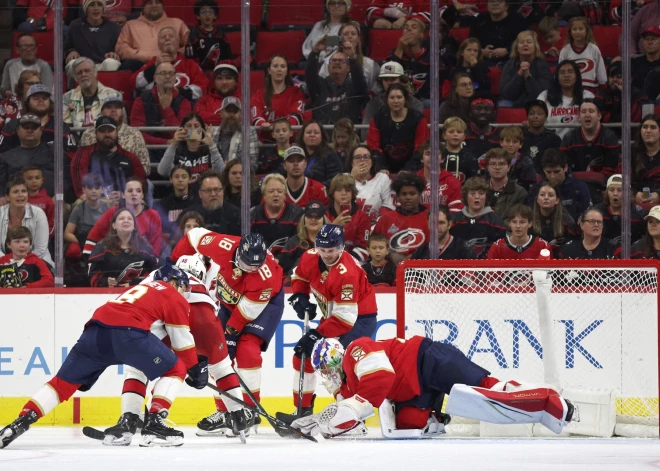 Balinskim un Bļugeram zaudējumi NHL pārbaudes spēlēs