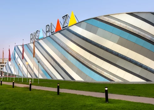 Rīga Plaza вложит в развитие 5 млн евро: откроются магазины New Yorker и HalfPrice