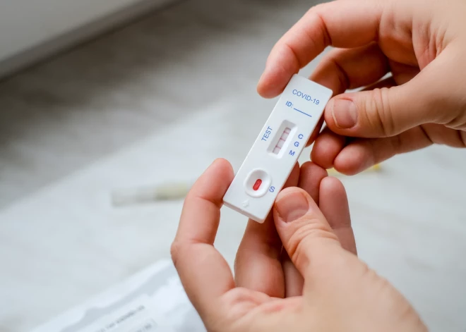 Labākais laiks, kad taisīt Covid mājas testu, ja domā, ka tev ir simptomi