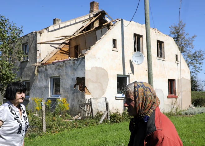 Выяснилось, сколько жилищ пострадало в результате недавних града и бури