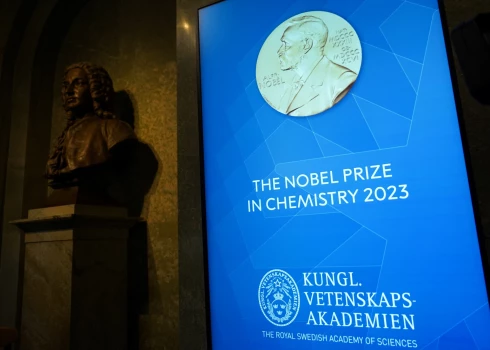 Kuriozs Nobela prēmijas pasniegšanā - priekšlaikus atklāj laureātus ķīmijā (iespējams, kļūdaini)