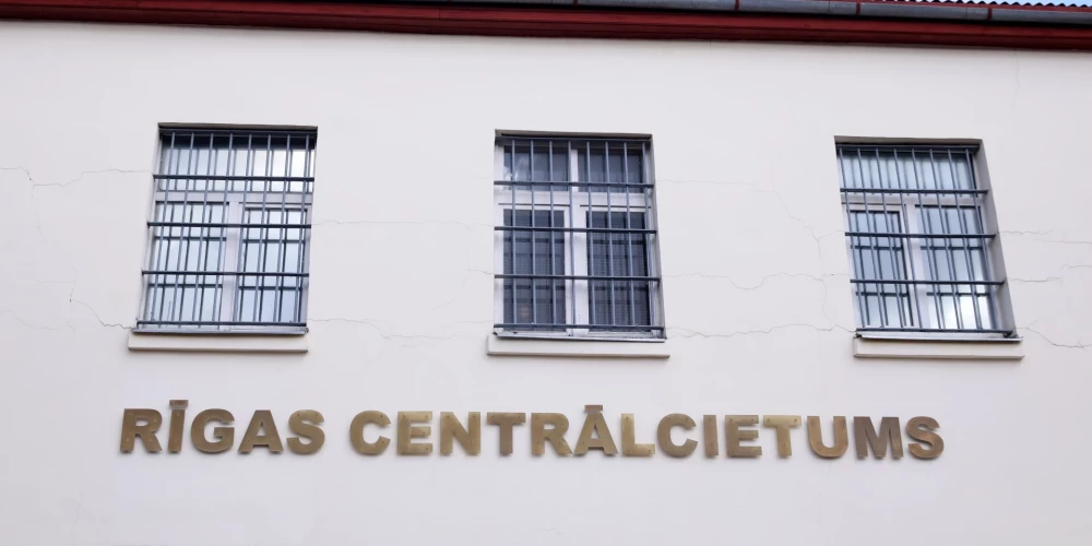 Tiesai nodod krimināllietu par izbēgšanu no Rīgas Centrālcietuma
