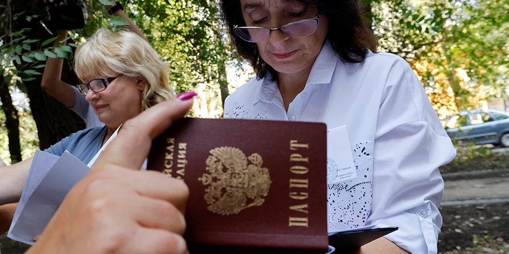 Okupanti ukraiņiem bez Krievijas pases liegs ārsta palīdzību