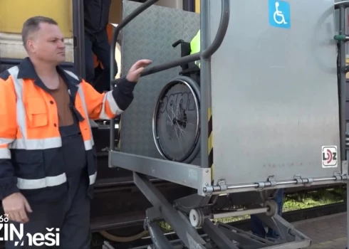 В Латвии людям в инвалидных колясках поездку на поезде нужно бронировать более чем за сутки