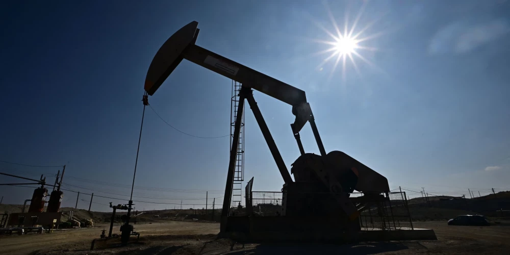 OPEC: Pieprasījums pēc naftas turpinās pieaugt vēl vismaz 20 gadus
