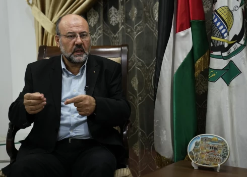 Ali Barakehs uzstājas no Libānas, kur vadošo lomu spēlē "Hezbollah" teroristi