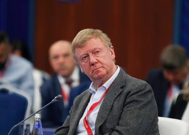 Соцсети: Анатолия Чубайса видели в аэропорту Тель-Авива, возможно, он улетел в Латвию