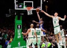 Porziņģa "Celtics" starp diviem galvenajiem favorītiem uz NBA čempiontitulu