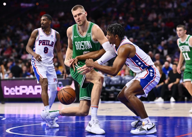 VIDEO: Porziņģim 11 punkti "Celtics" pārbaudes spēlē