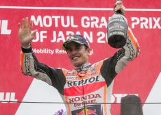 Seškārtējais "MotoGP" pasaules čempions pamet "Honda" un nākamsezon startēs citā komandā