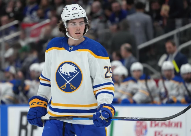 "Sabres" ar savu drafta pirmo numuru Paueru pagarina līgumu uz septiņiem gadiem
