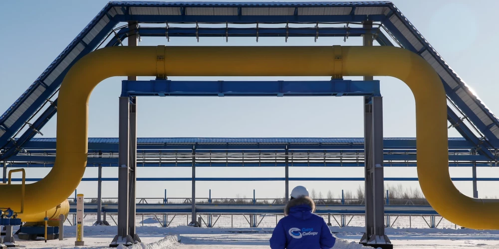 “Gazprom” nolīgtie strādnieki salst un nesaņem algu